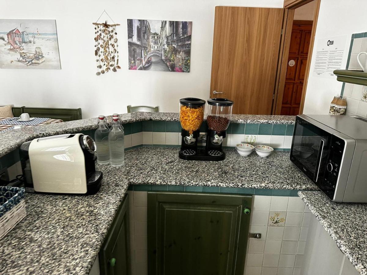 Beppo'S B&B Carbonia Ngoại thất bức ảnh